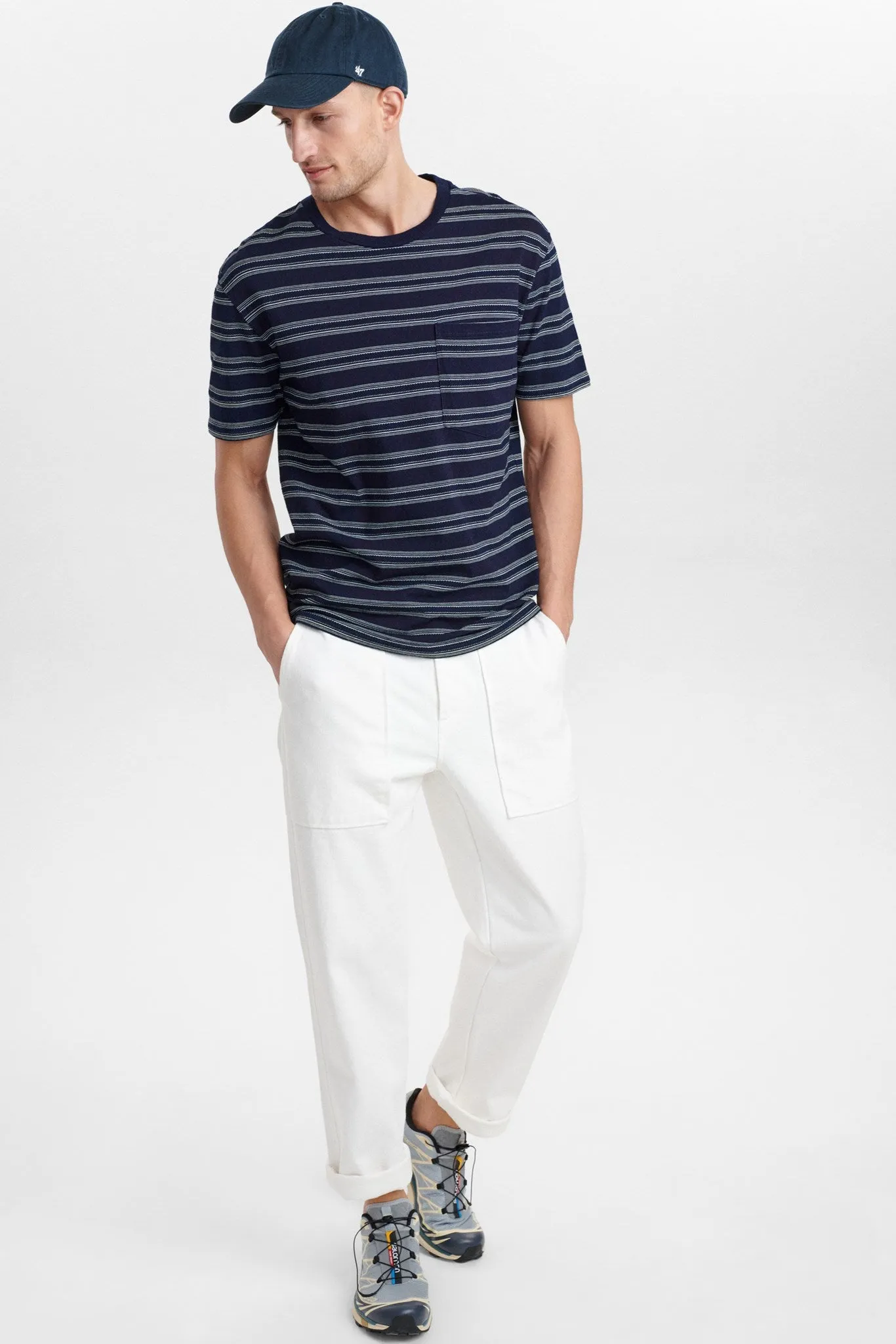 AKKIKKI CURVE STRIPE TEE - Sky Captain