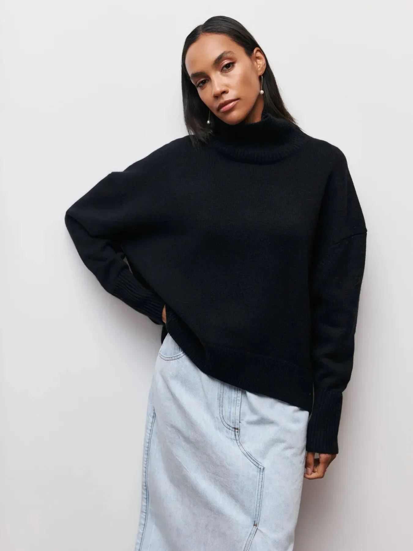 ALYSSA - Elegant Turtleneck Sweater