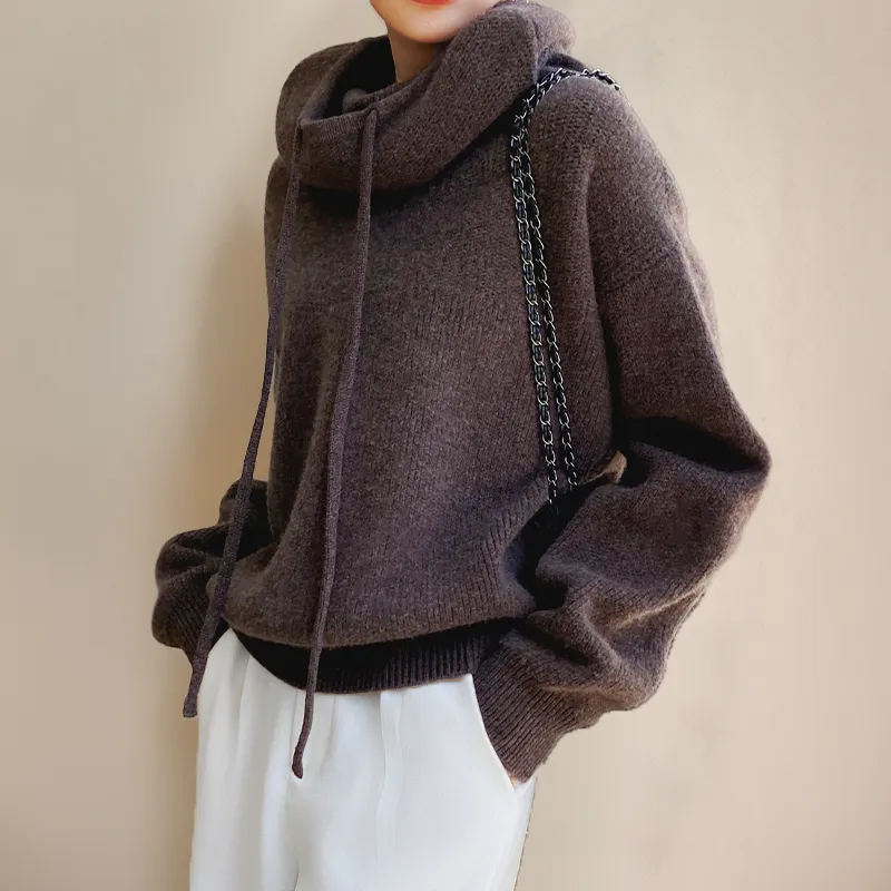 HARLOW - Cosy Turtleneck Hoodie