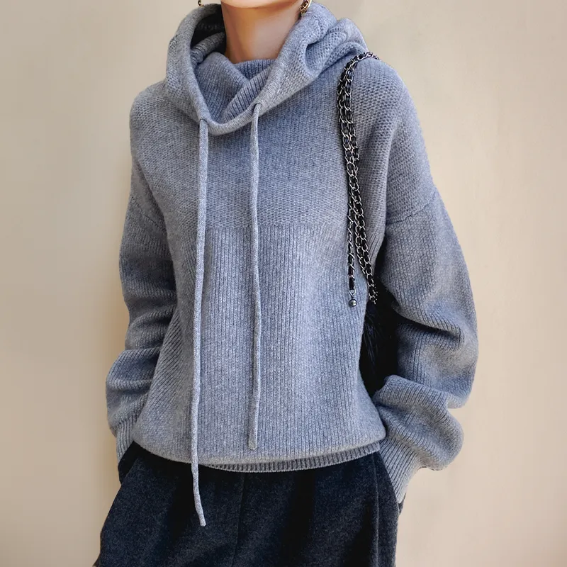 HARLOW - Cosy Turtleneck Hoodie