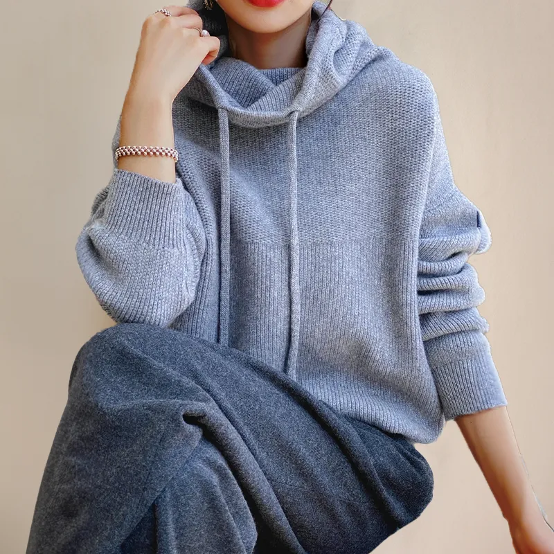 HARLOW - Cosy Turtleneck Hoodie